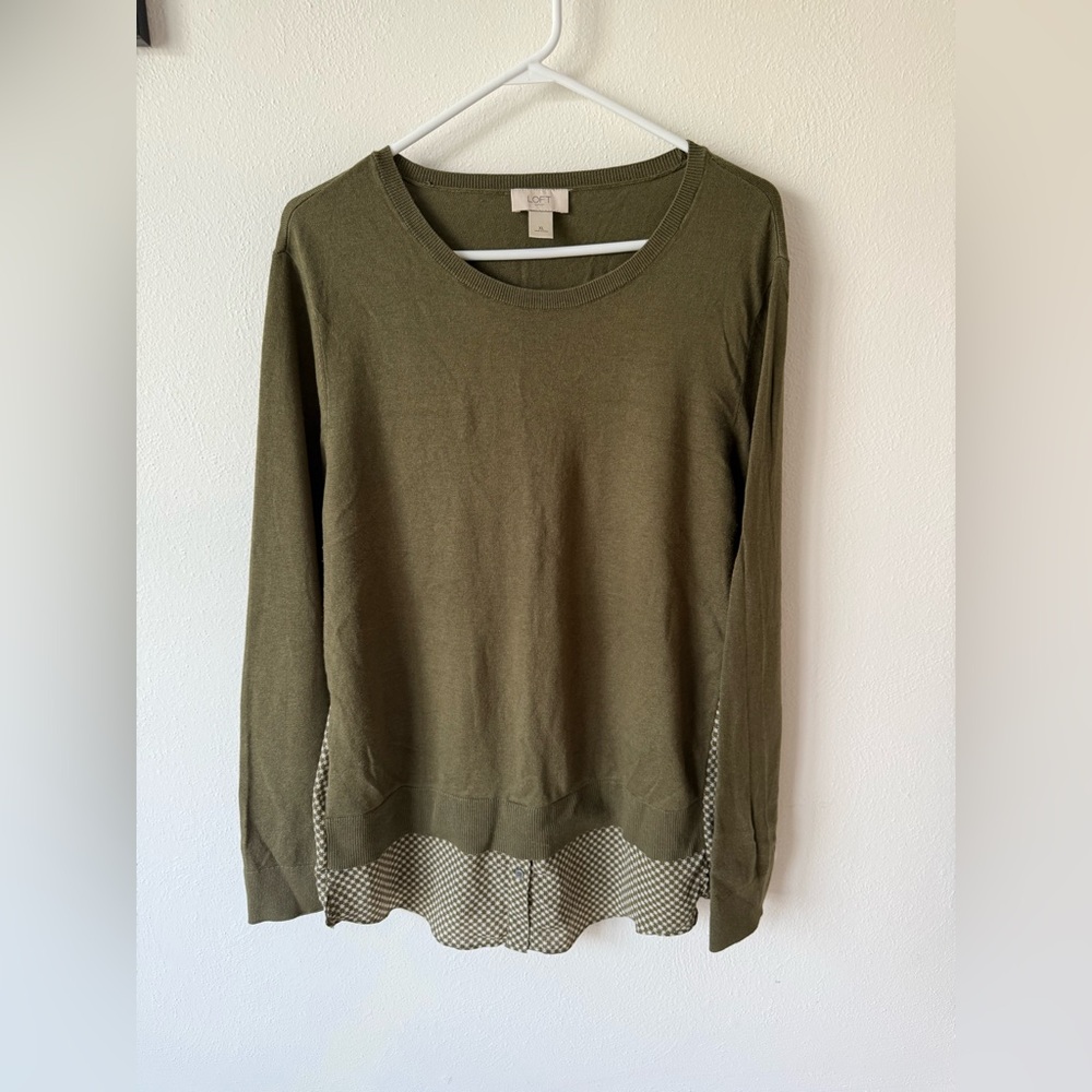 Women’s Loft tunic blouse. Military green color, size XL, worn once looks new.